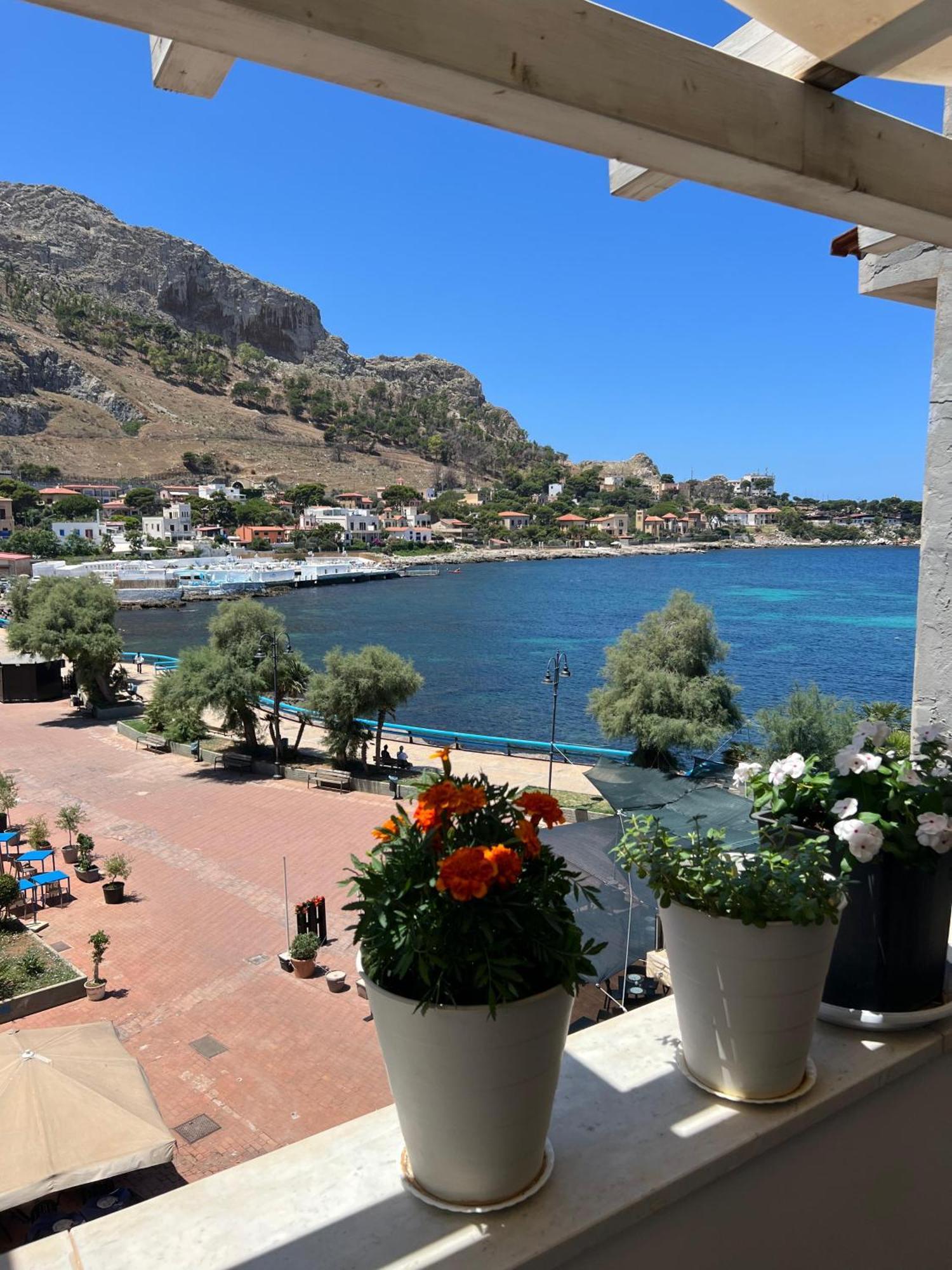 La Piazzetta A Mare Holiday House Sferracavallo Εξωτερικό φωτογραφία
