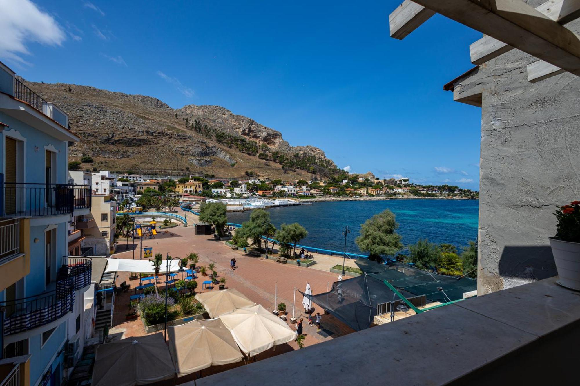 La Piazzetta A Mare Holiday House Sferracavallo Εξωτερικό φωτογραφία